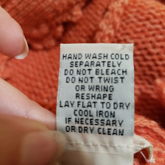 Sleeping on Snow size Small - Picture 5 of 5